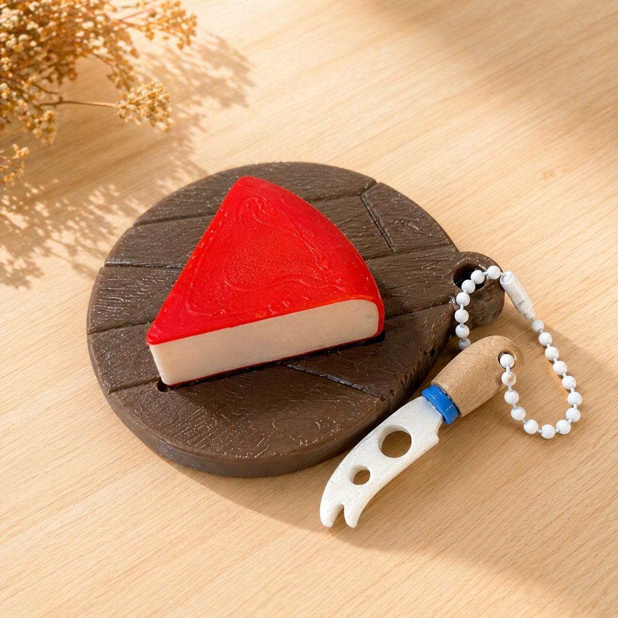 Cheese Clicker Keychain – ASMR Fidget Toy, Stress Relief, Hard Clicker