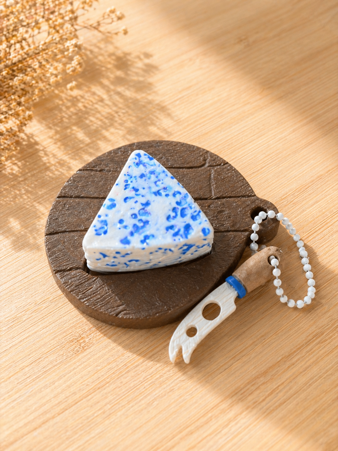 Cheese Clicker Keychain – ASMR Fidget Toy, Stress Relief, Hard Clicker